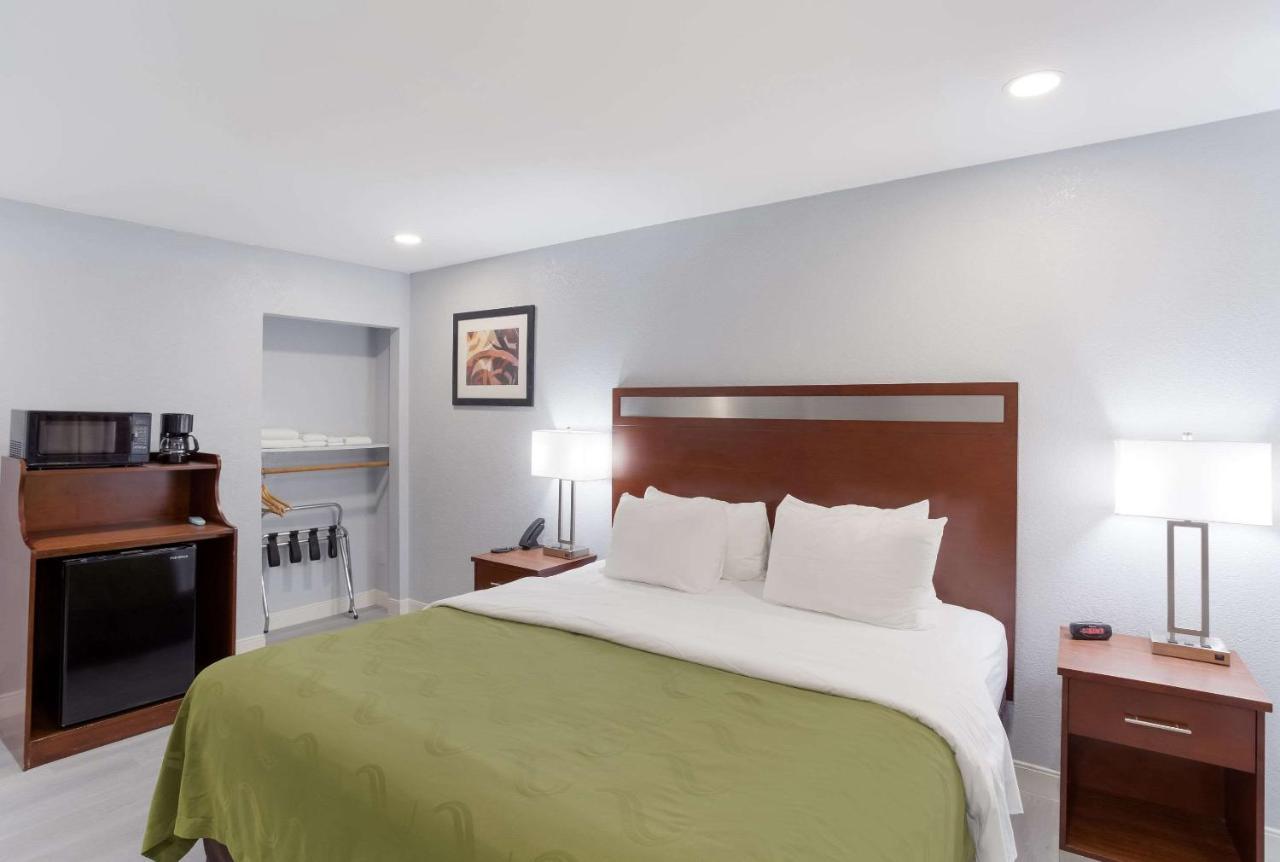 Quality Inn Redding Near I-5 Экстерьер фото