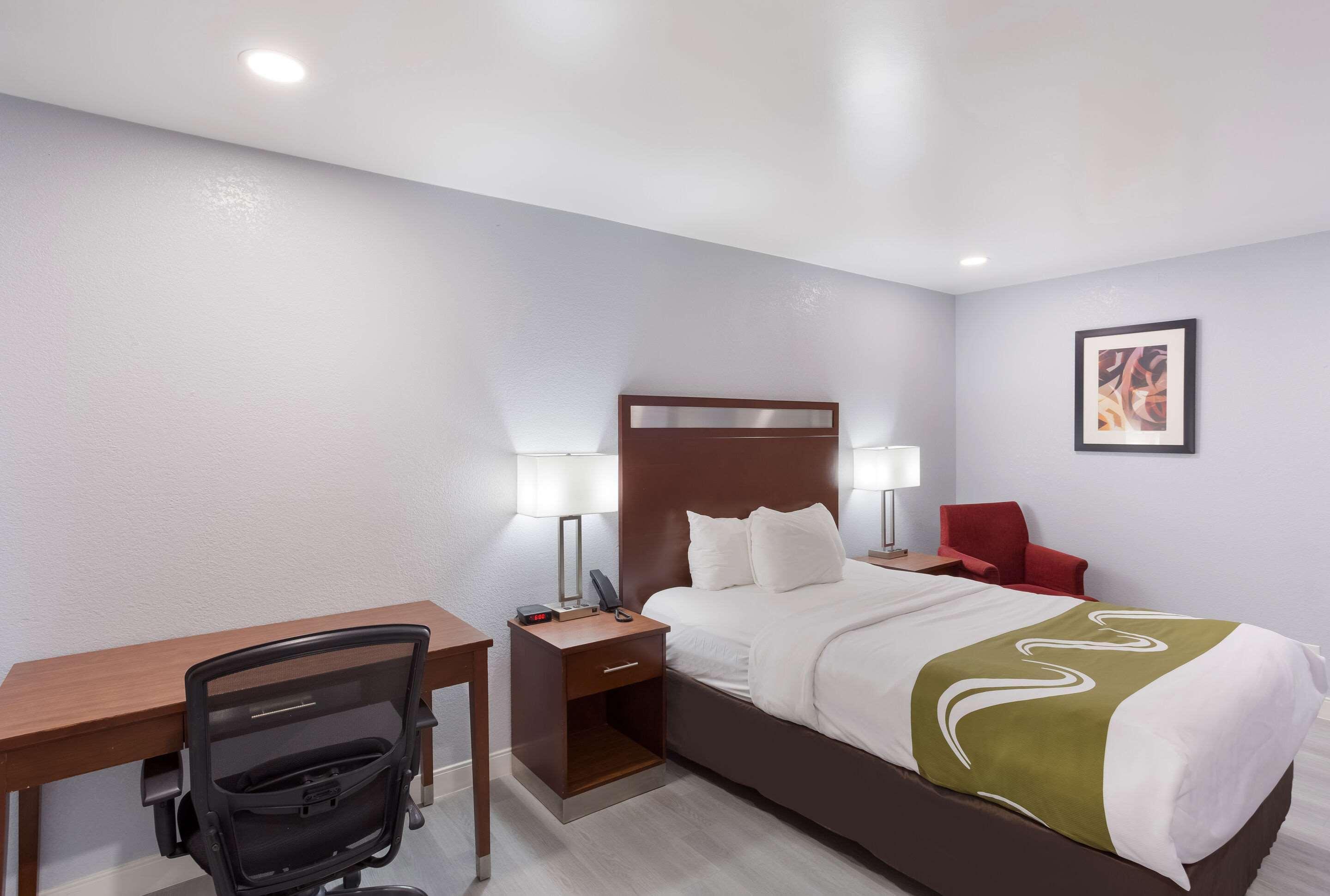 Quality Inn Redding Near I-5 Экстерьер фото