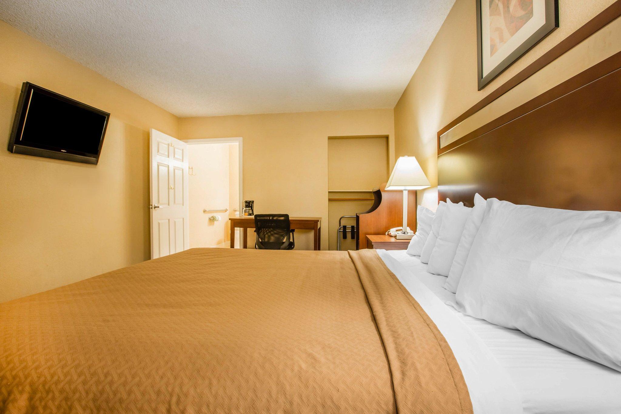 Quality Inn Redding Near I-5 Экстерьер фото