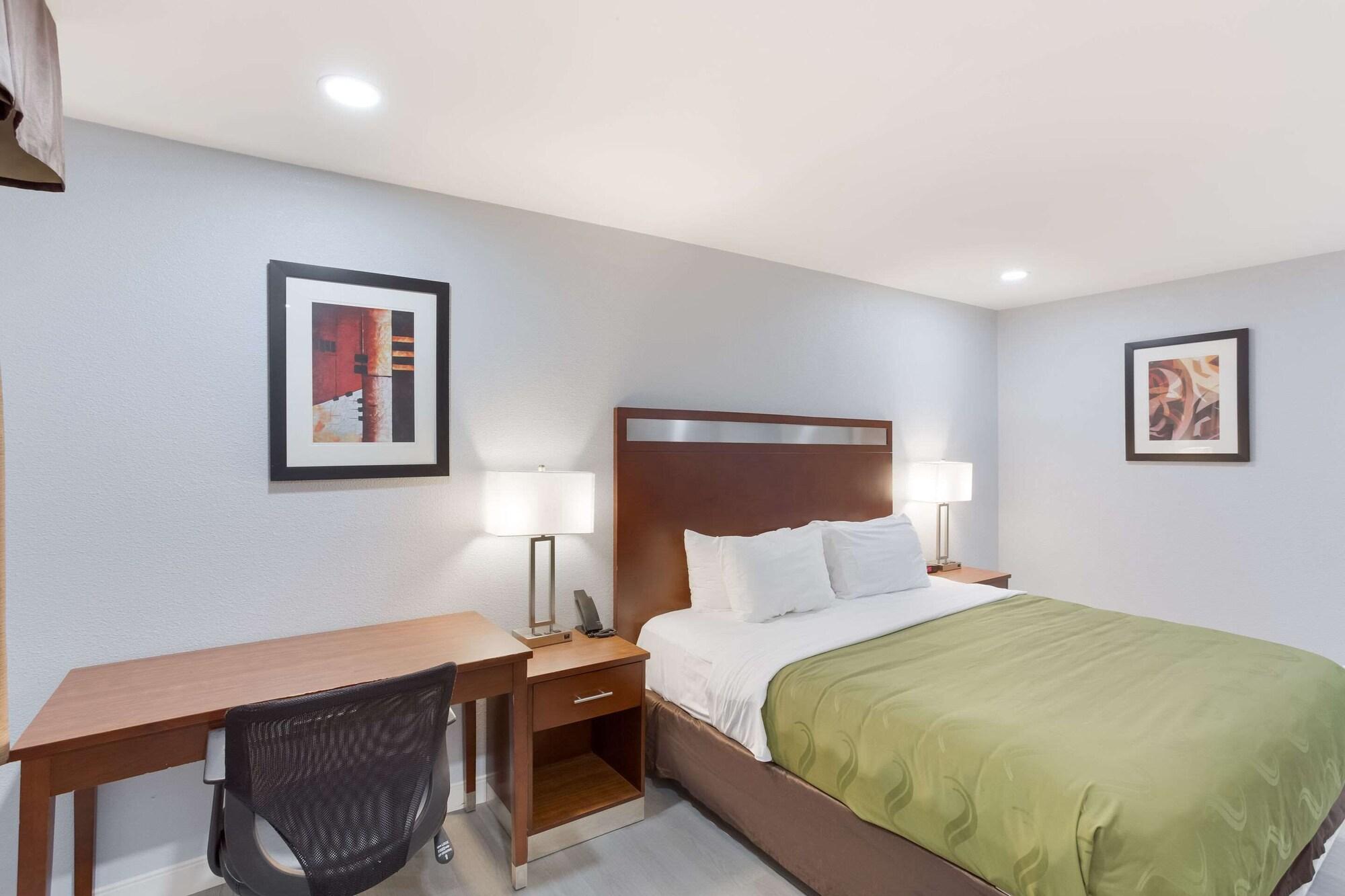 Quality Inn Redding Near I-5 Экстерьер фото