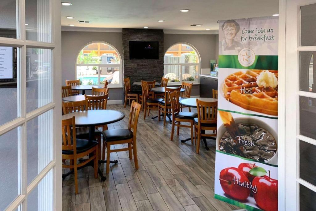 Quality Inn Redding Near I-5 Экстерьер фото
